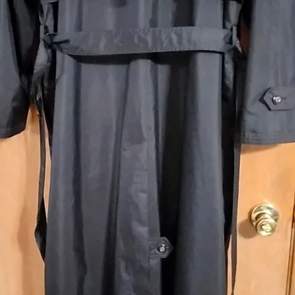 Women's Lightweight Black Trench Coat - Picture 12 of 14
